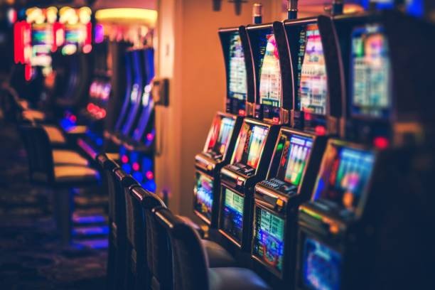 modal3000 login Infinite Blackjack app running on smartphone with live dealer video and bet controls
